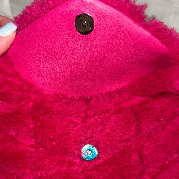 Yves Saint Laurent pouch puffy shearling clutch - Picture 4 of 12